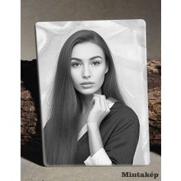 Fekete-fehér téglalap porcelánkép sírkőre – női portré mintakép