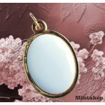 Ovális aranyszínű porcelán medál – üres porcelán betéttel