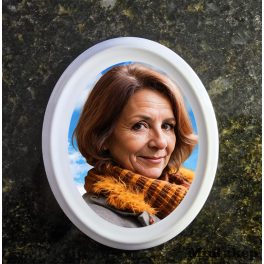 Színes Bohemia porcelánkép sírkőre – UV-álló kültéri porcelánfotó és élénk színes sírkőkép egyedi fényképből